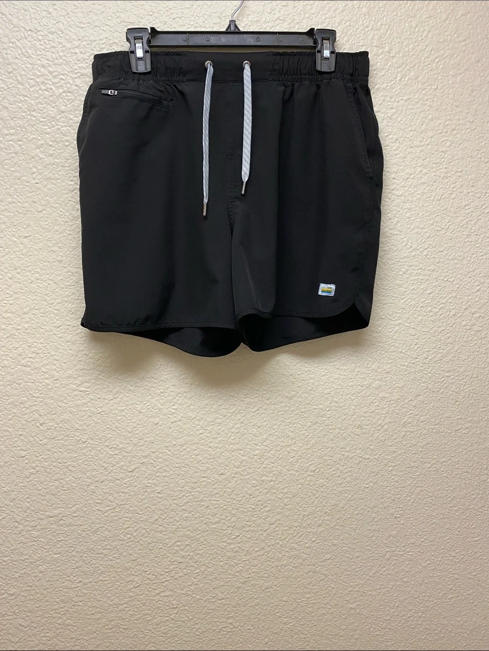 Vuori Banks Short Unlined “5